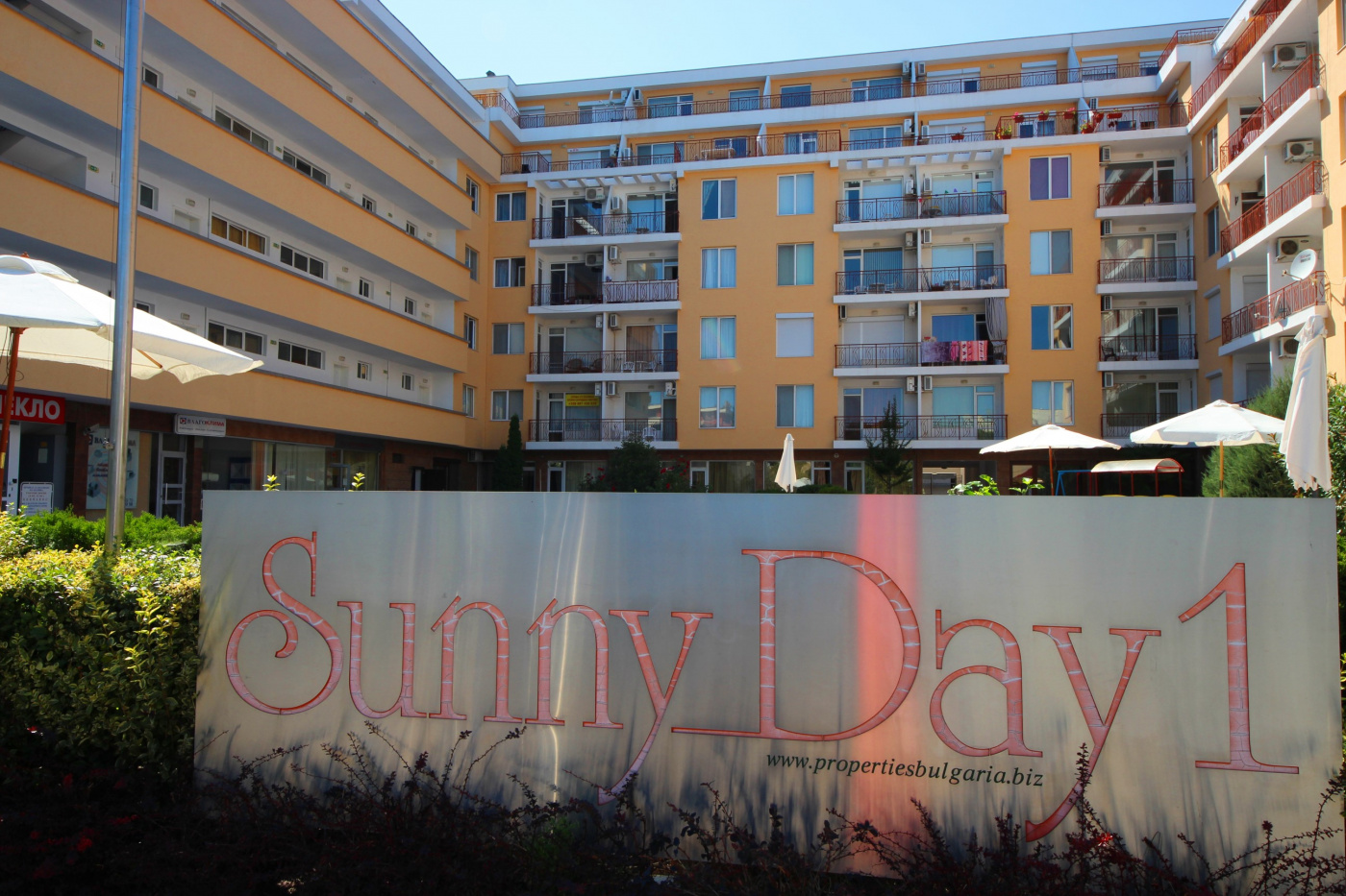Sunny Day 1 Aparthotel
