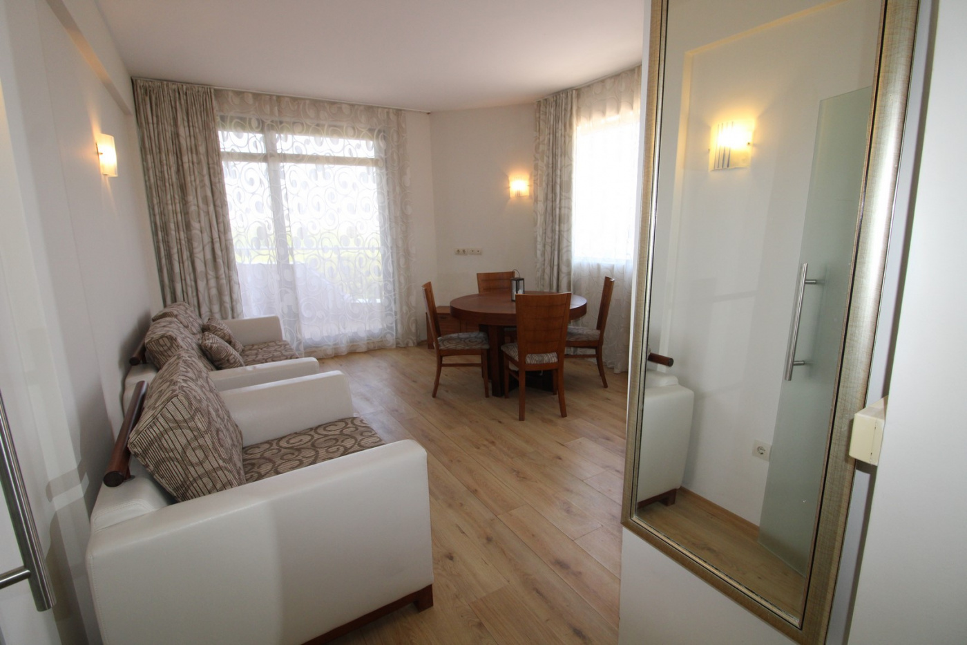 VRIS apartament 63