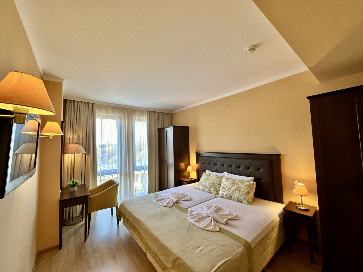 Royal Beach apartament E402