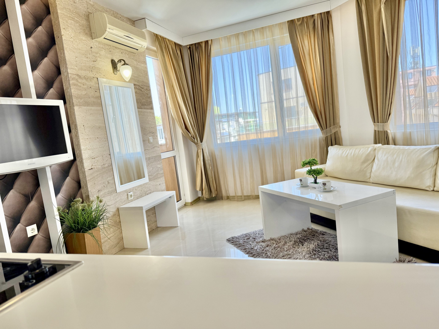 Emerald Paradise apartament 26P